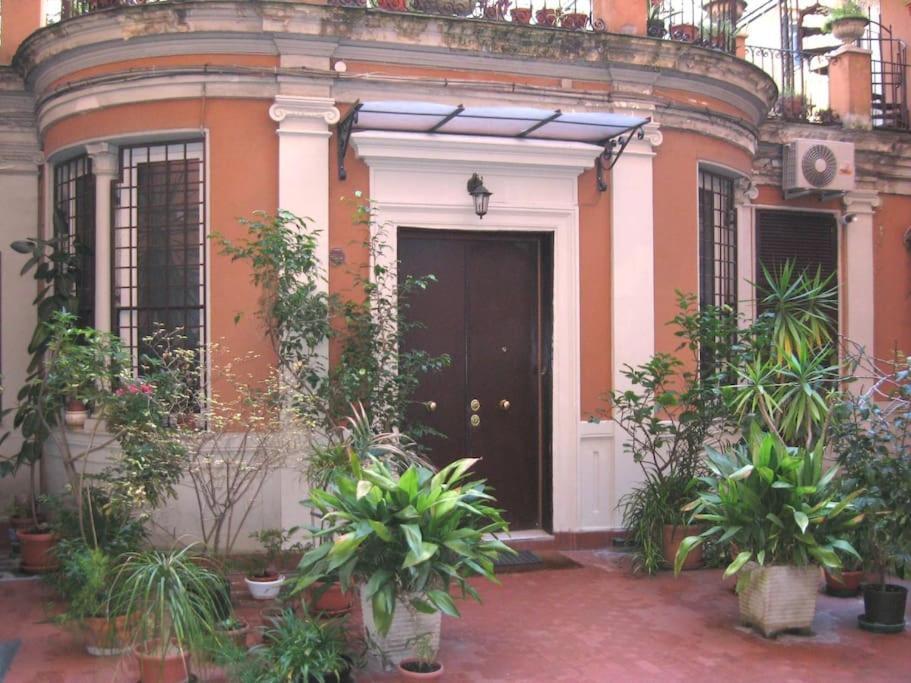 Vivilo Collection - Opera Teather Apartment - Very Central Roma Dış mekan fotoğraf