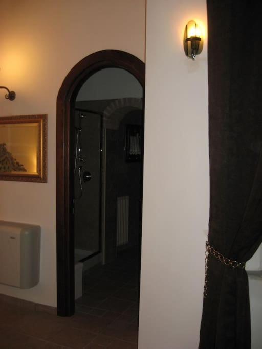 Vivilo Collection - Opera Teather Apartment - Very Central Roma Dış mekan fotoğraf