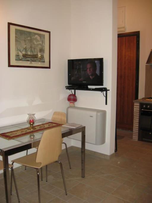 Vivilo Collection - Opera Teather Apartment - Very Central Roma Dış mekan fotoğraf