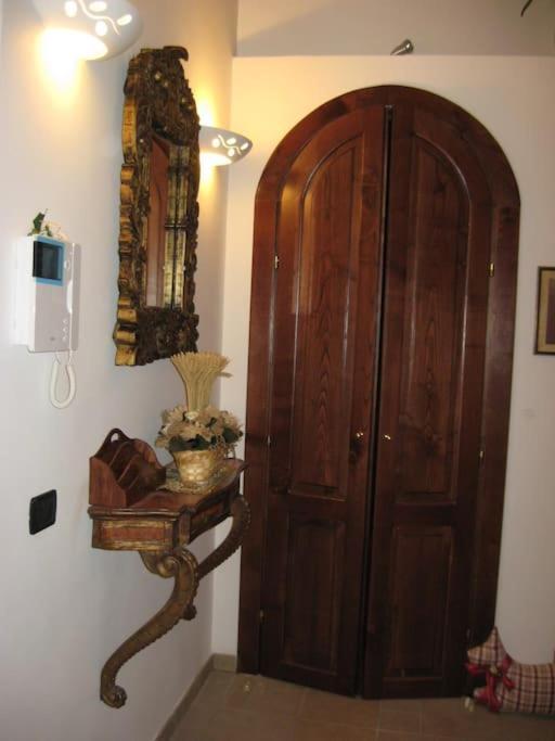 Vivilo Collection - Opera Teather Apartment - Very Central Roma Dış mekan fotoğraf
